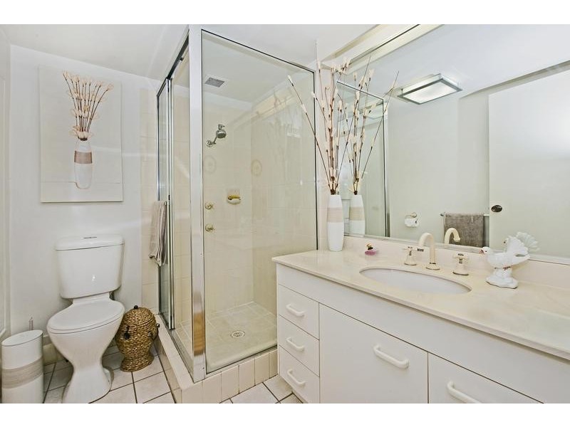 Unit 2E/969 Gold Coast Highway, Palm Beach QLD 4221