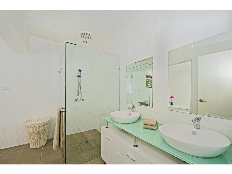 434 Tallebudgera Creek Road, Tallebudgera Valley QLD 4228