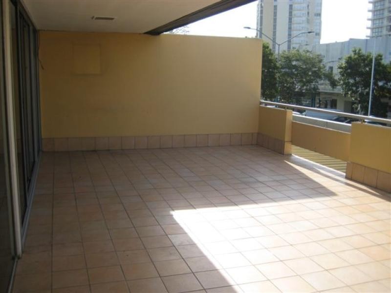 UNIT 3/18A GRIFFITH STREET, Coolangatta QLD 4225