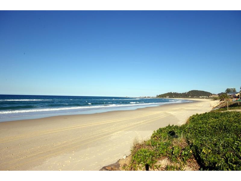 Unit 2/1101 Gold Coast Highway, Palm Beach QLD 4221