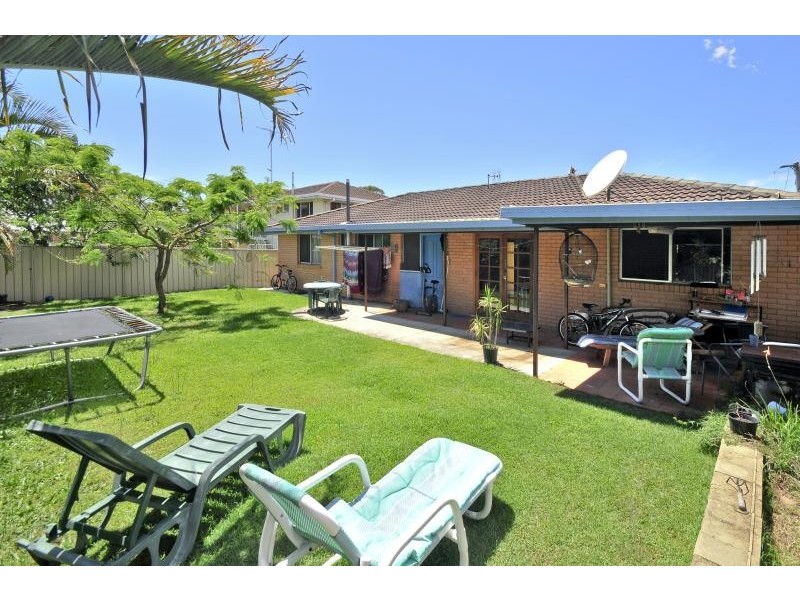 5 Gulai Street, Palm Beach QLD 4221