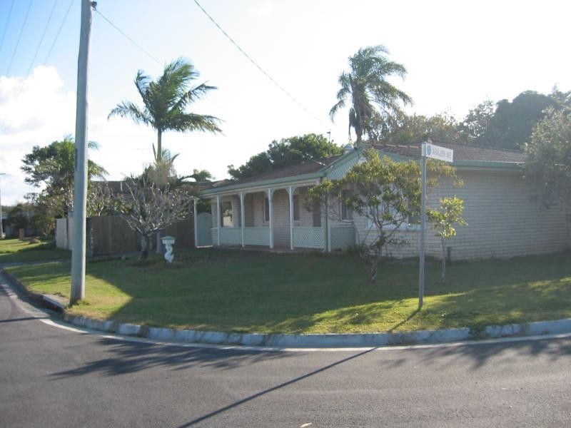 87 PARNKI PARADE, Palm Beach QLD 4221