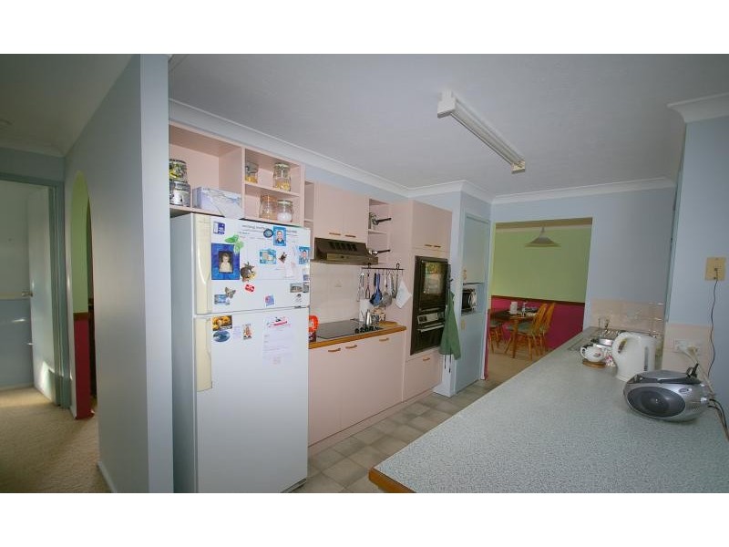 8 Bergamont Street, Elanora QLD 4221