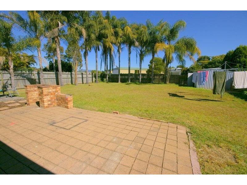37 Seabrook Street, Elanora QLD 4221