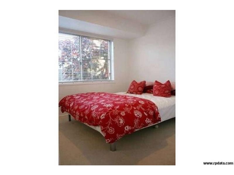 2 Harris Court, Currumbin Waters QLD 4223