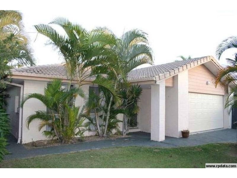 2 Harris Court, Currumbin Waters QLD 4223