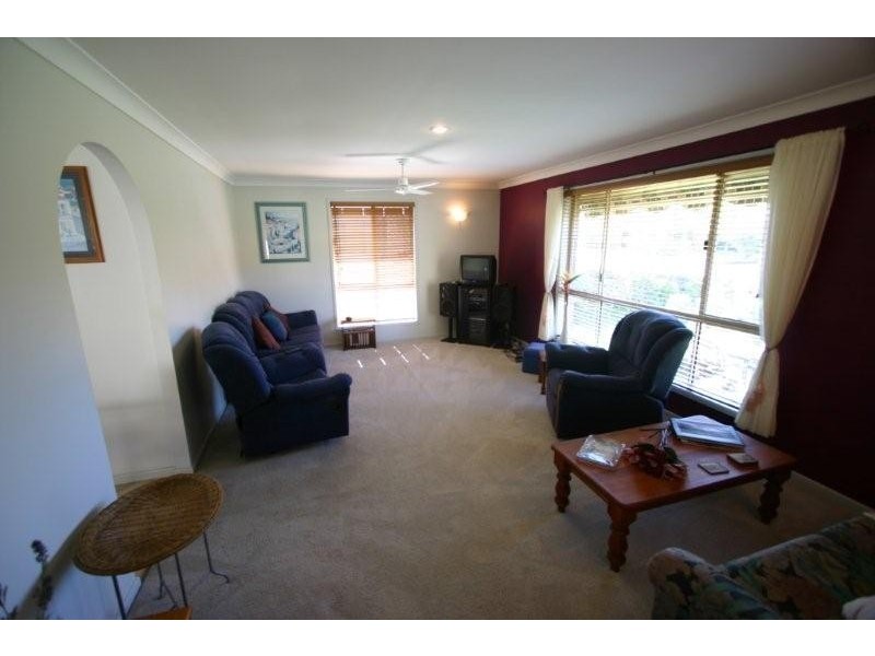 11 Boab Street, Elanora QLD 4221