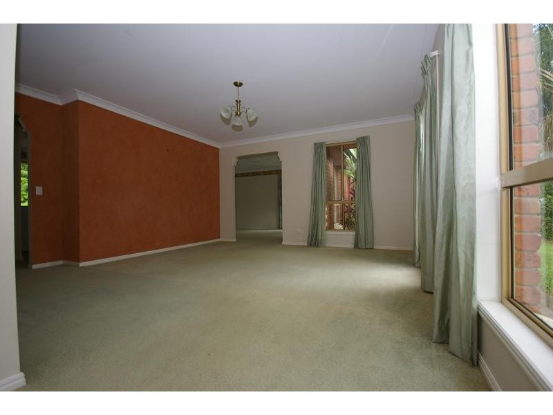 15 Cockatiel Place, Currumbin Waters QLD 4223