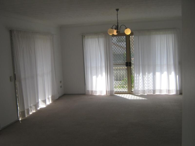 Unit 2/1229 Gold Coast Highway, Palm Beach QLD 4221