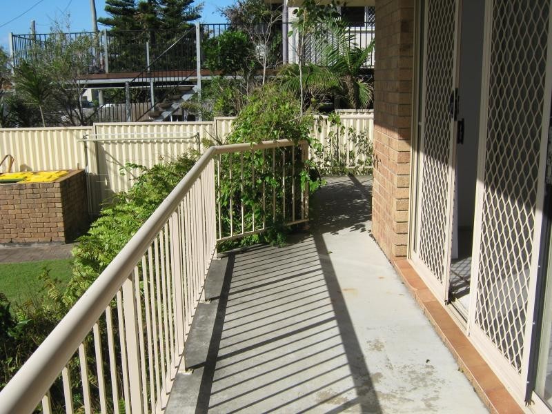 Unit 2/1229 Gold Coast Highway, Palm Beach QLD 4221