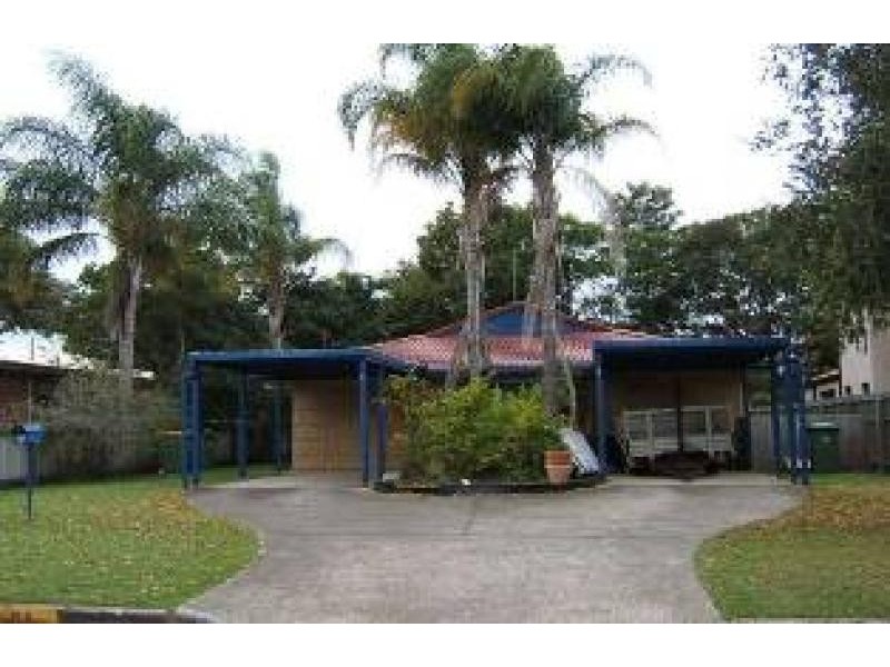 Unit 2/21 Bali Avenue, Palm Beach QLD 4221