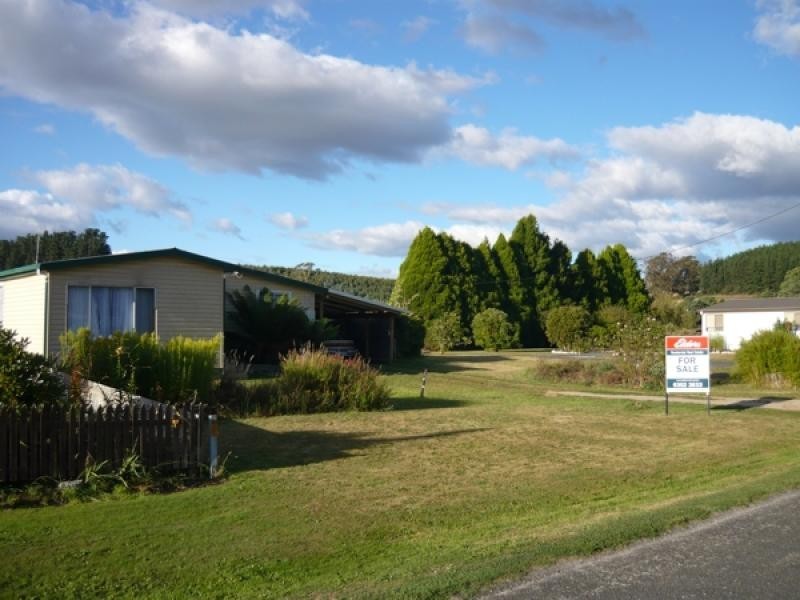 5 Edwards Place, Branxholm TAS 7261