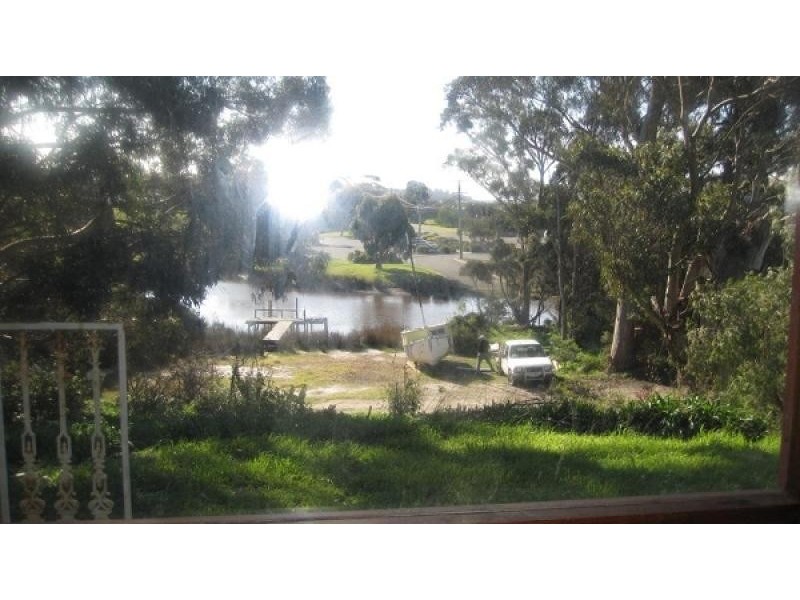 19 Main Street, Bridport TAS 7262