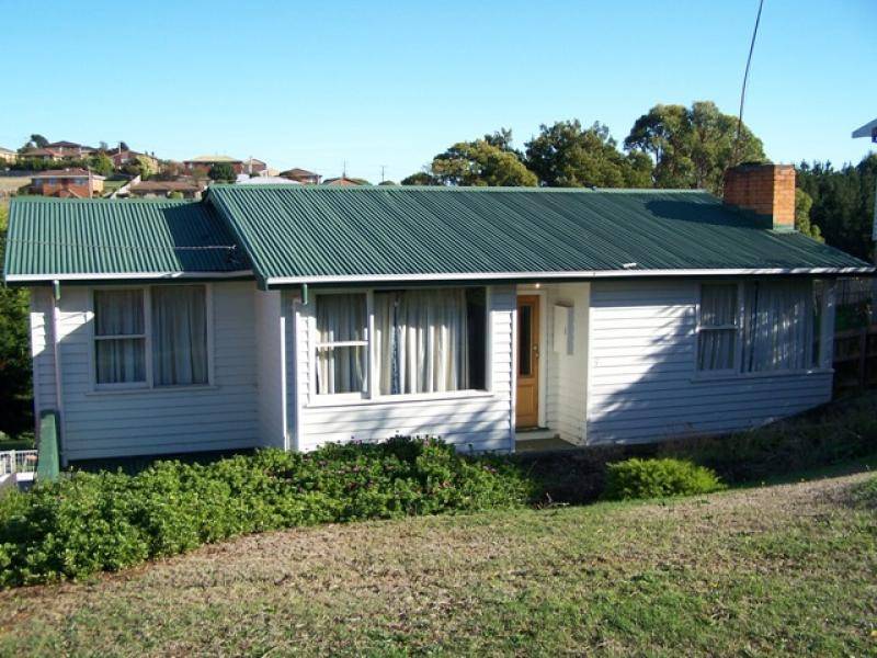 4 OGDEN STREET, Burnie TAS 7320