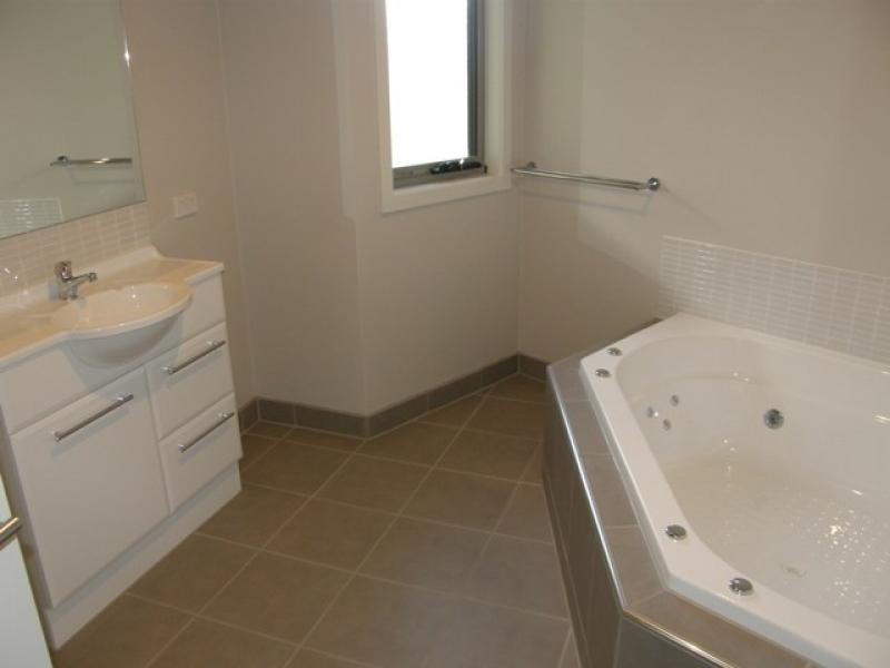 UNIT 2/3 BOWICK STREET, Wynyard TAS 7325