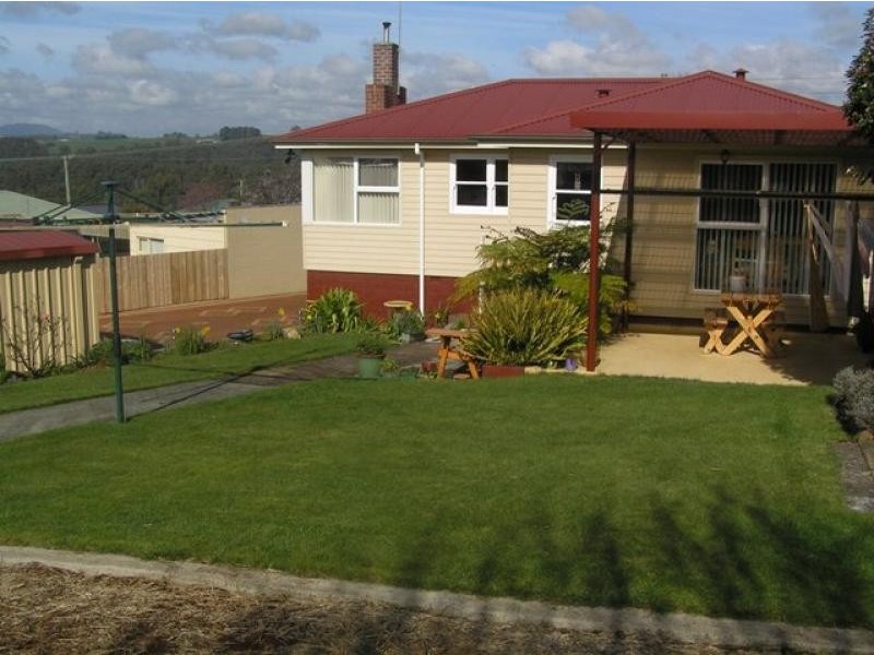 2 BARKER STREET, Burnie TAS 7320