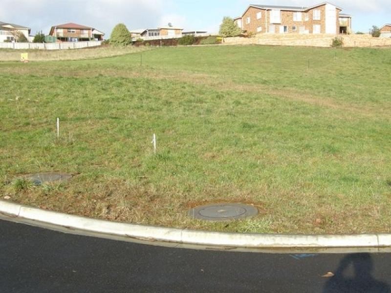18 SEBASTIAN COURT, Burnie TAS 7320