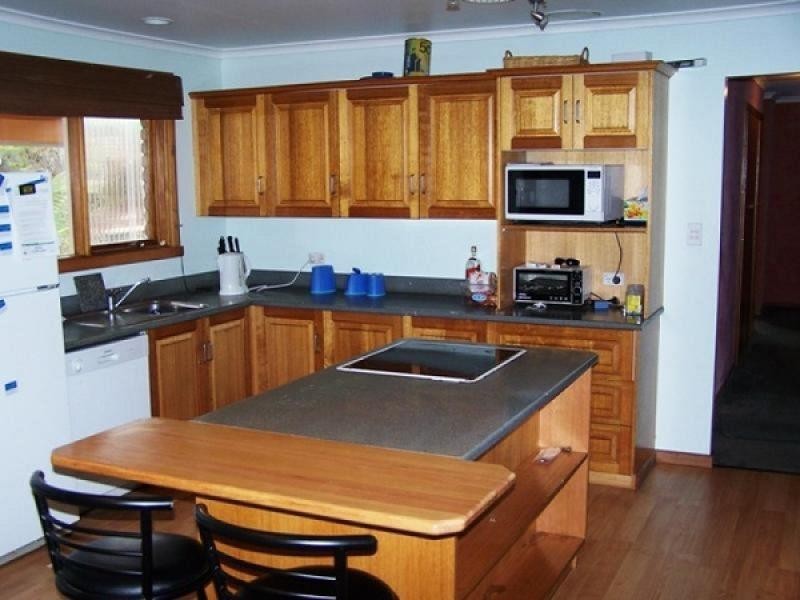 8 MOOREVILLE ROAD, Burnie TAS 7320