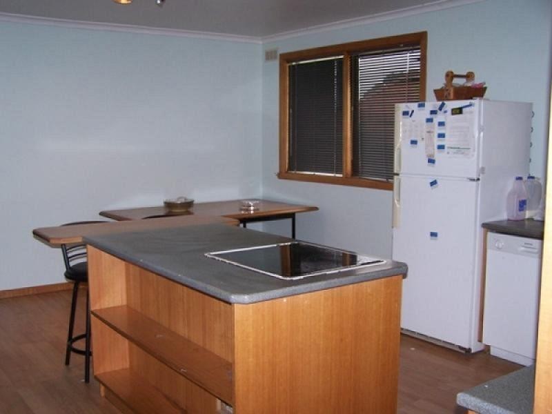 8 MOOREVILLE ROAD, Burnie TAS 7320