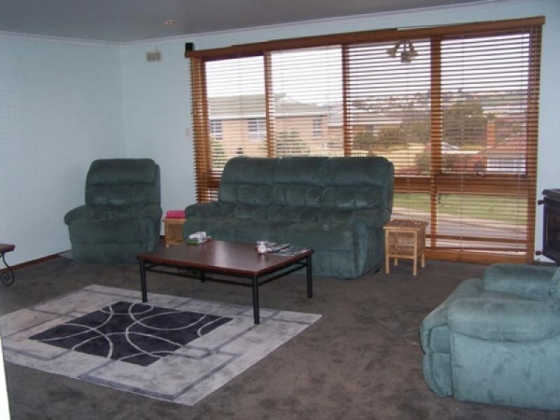 8 MOOREVILLE ROAD, Burnie TAS 7320