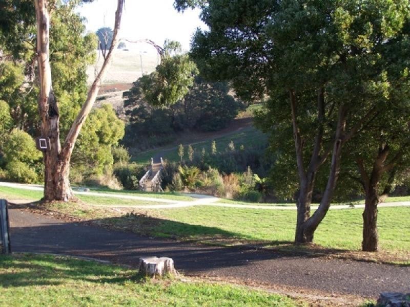 4 OGDEN STREET, Burnie TAS 7320