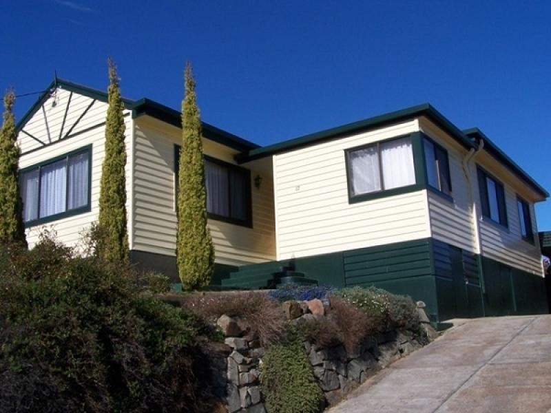 17 ATKINSON STREET, Burnie TAS 7320