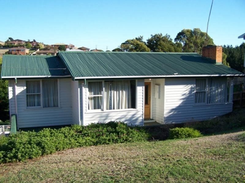 4 OGDEN STREET, Burnie TAS 7320