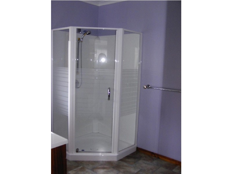 8 LAMBERT STREET, Queenstown TAS 7467