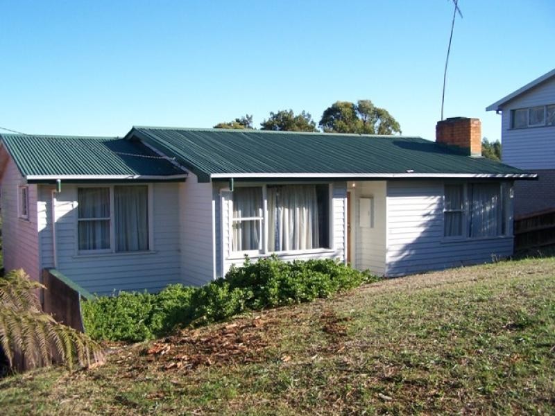 4 OGDEN STREET, Burnie TAS 7320