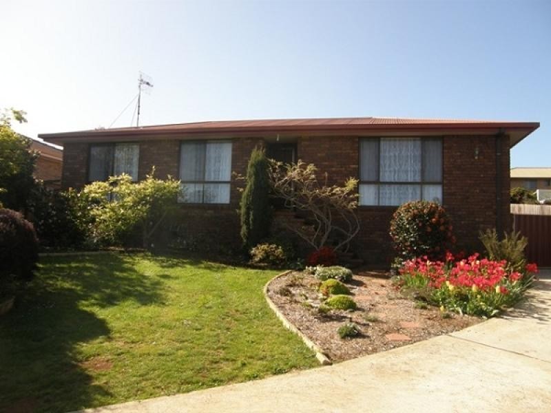 10 RAMSDEN STREET, Somerset TAS 7322