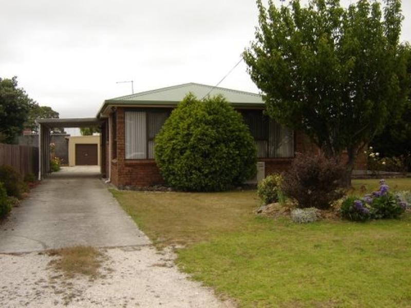 10 REID STREET, Wynyard TAS 7325