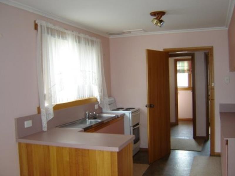 10 REID STREET, Wynyard TAS 7325