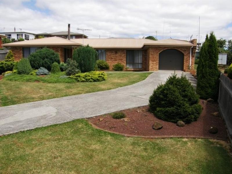 9 GILMOUR CRESCENT, Somerset TAS 7322