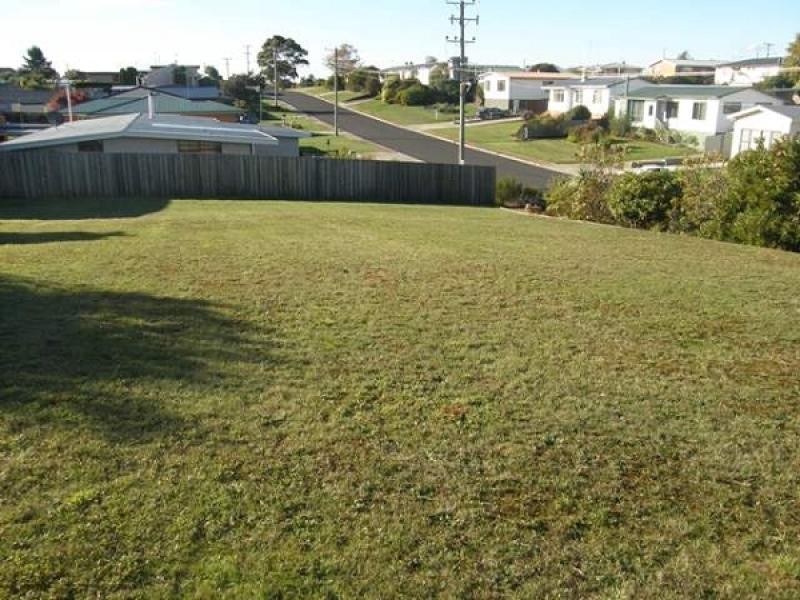 29 Cardigan Street, Somerset TAS 7322