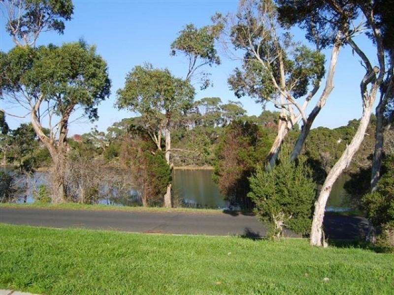 2 GOLF LINKS ROAD, Wynyard TAS 7325