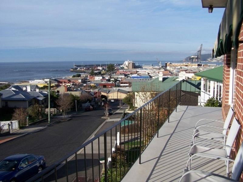 15 Princes Street, Burnie TAS 7320