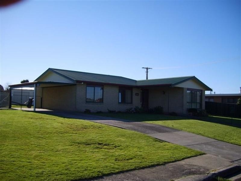 27 George Street, Wynyard TAS 7325