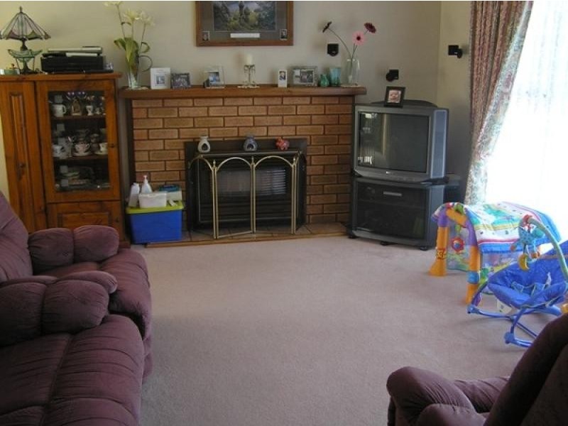 2 BARKER STREET, Burnie TAS 7320
