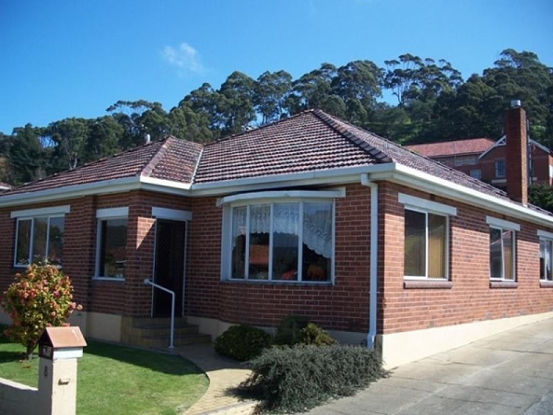 8 Moody Street, Burnie TAS 7320