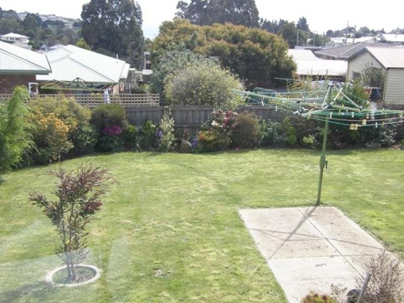 2 Linton Street, Burnie TAS 7320