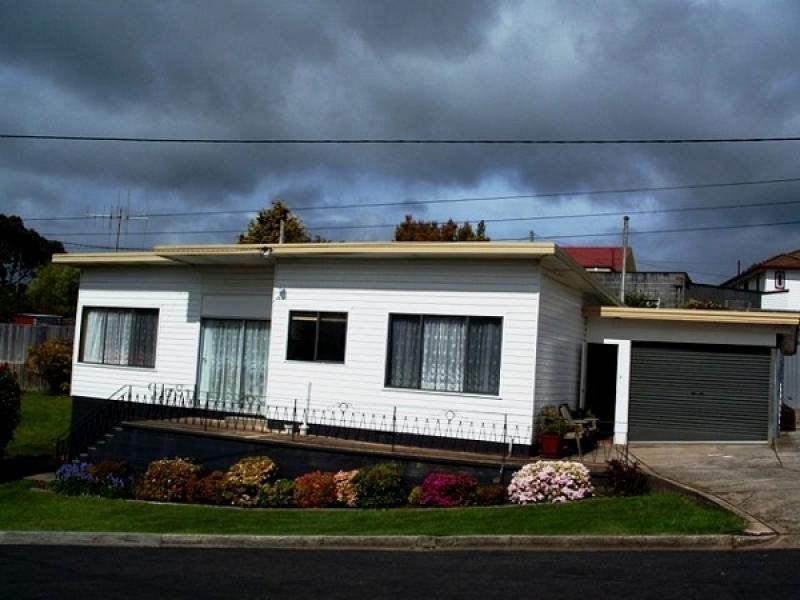 22 Federal Street, Burnie TAS 7320