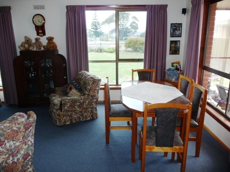 5 Fidler Street, Cooee TAS 7320