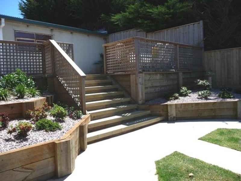 25 Woodward Avenue, Burnie TAS 7320