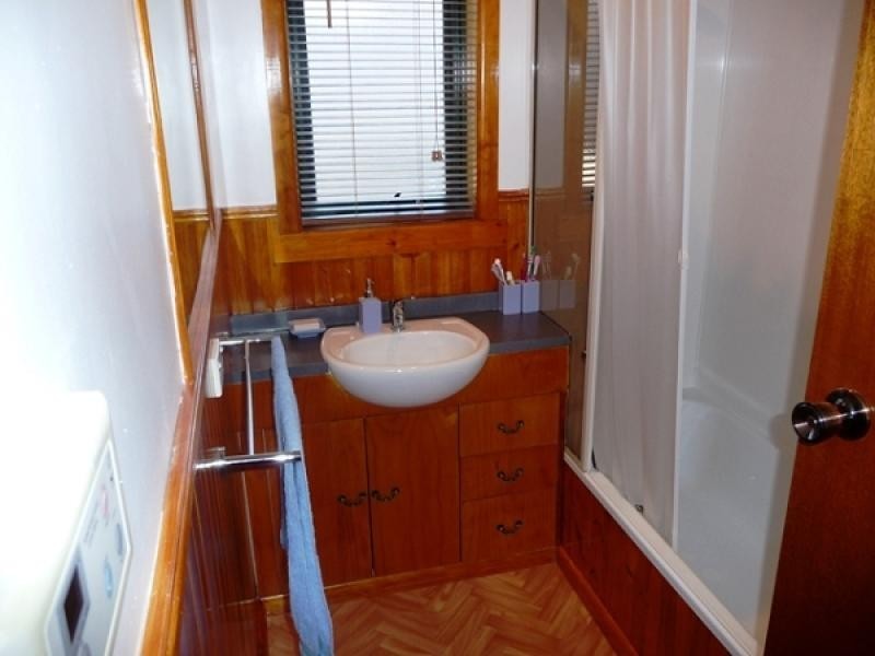 25 Woodward Avenue, Burnie TAS 7320