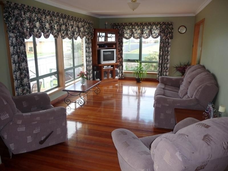48 Futuna Avenue, Burnie TAS 7320
