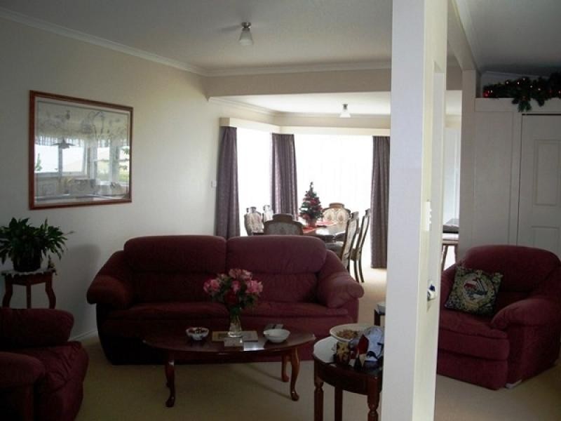 2 Oates Street, Burnie TAS 7320