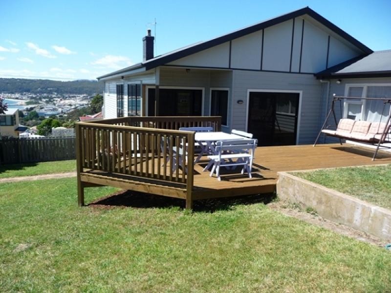 8 Elizabeth Street, Burnie TAS 7320