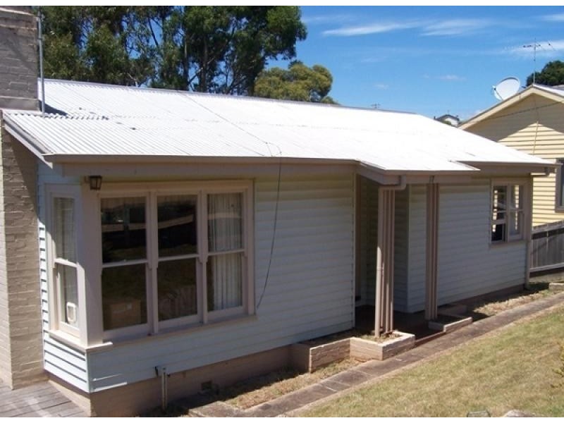 17 Sampson Street, Burnie TAS 7320