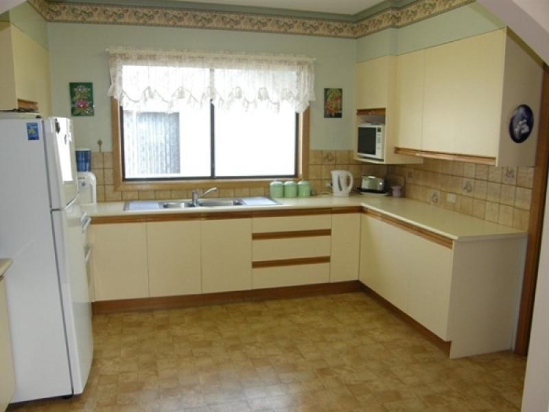 2 Linton Street, Burnie TAS 7320