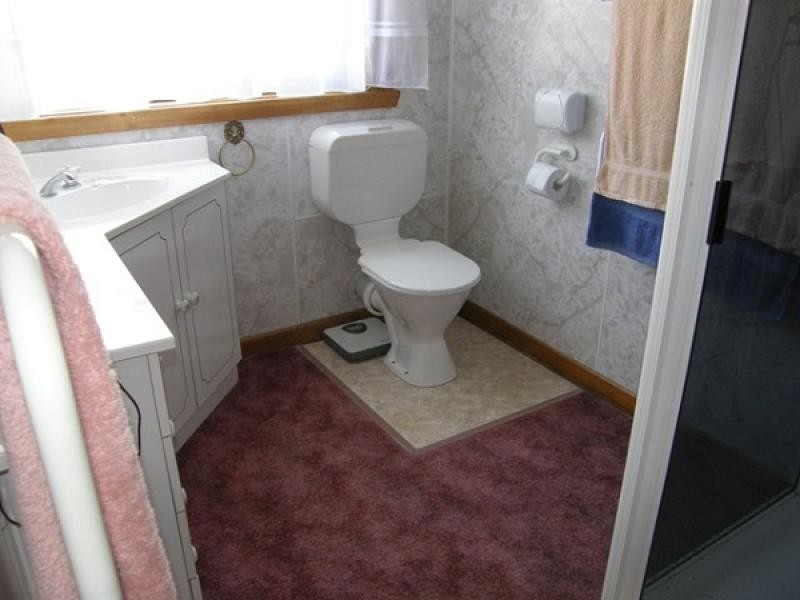 2 Linton Street, Burnie TAS 7320